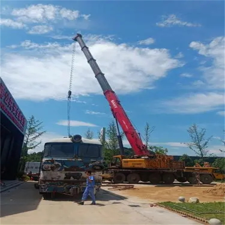 泸州吊车出租｜16吨汽车吊｜工地吊装/设备吊运｜灵活调度_专业团队